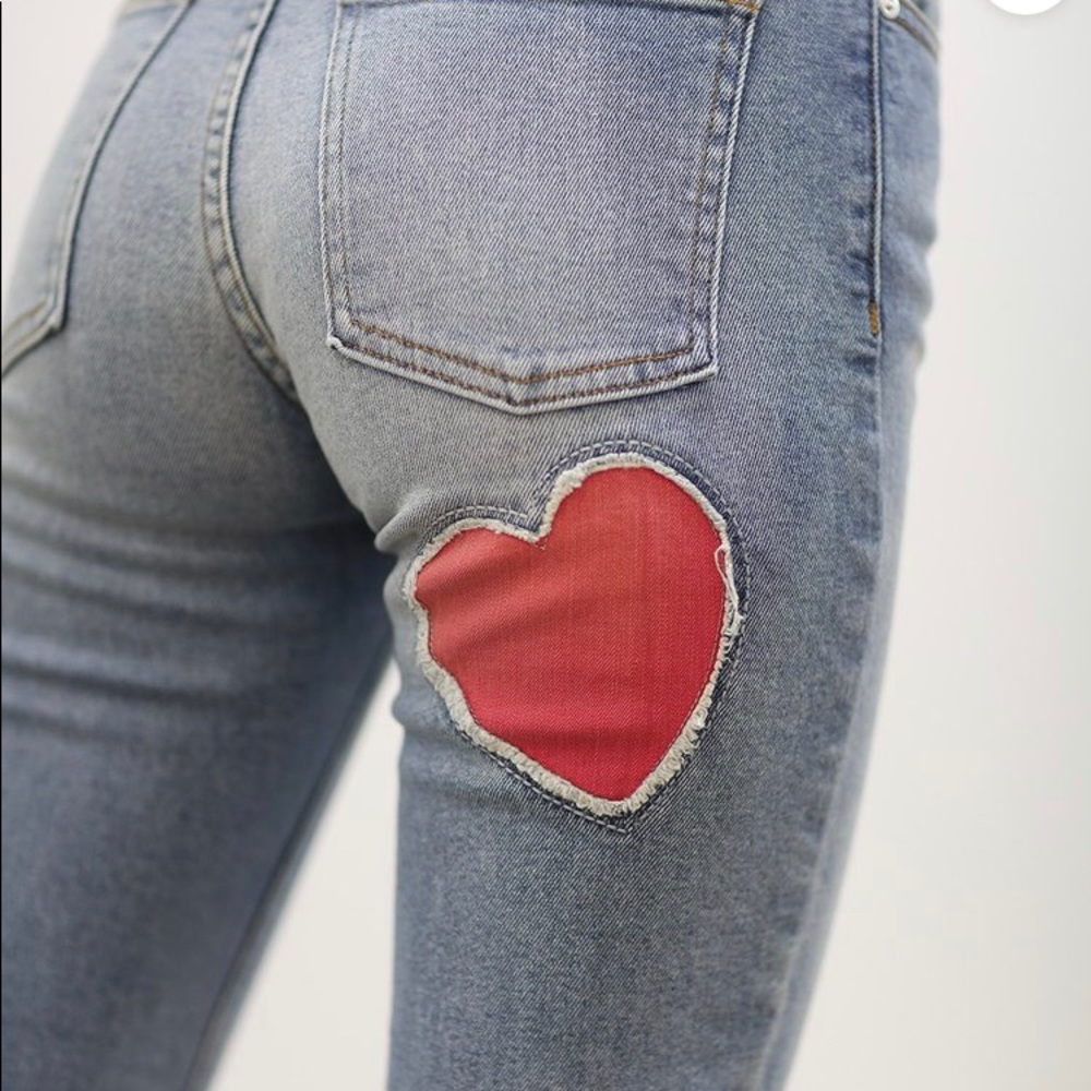 Revice Mon Amour Crops